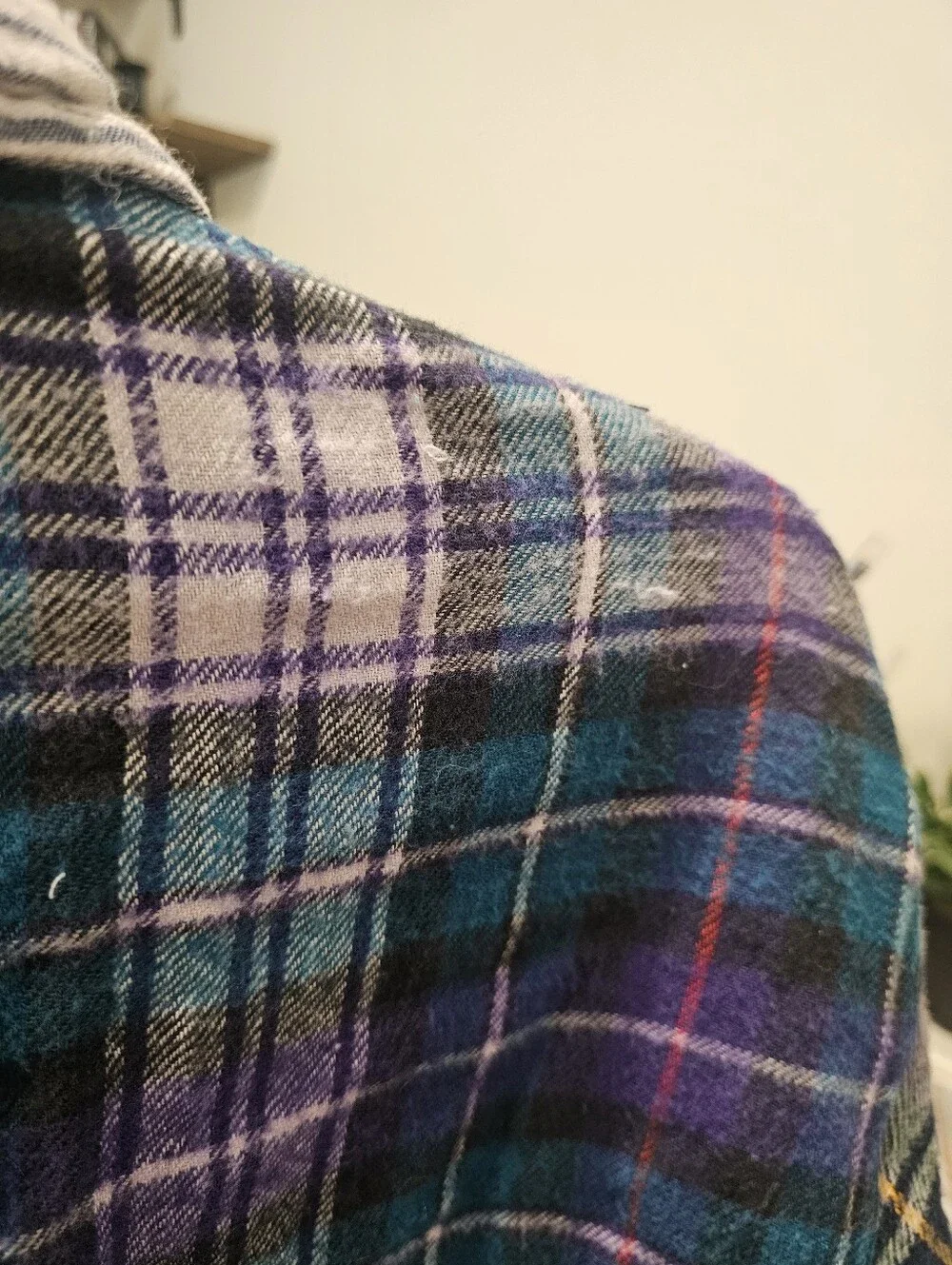 Vintage Plaid Cropped Zip-Front Jacket - Multicolor